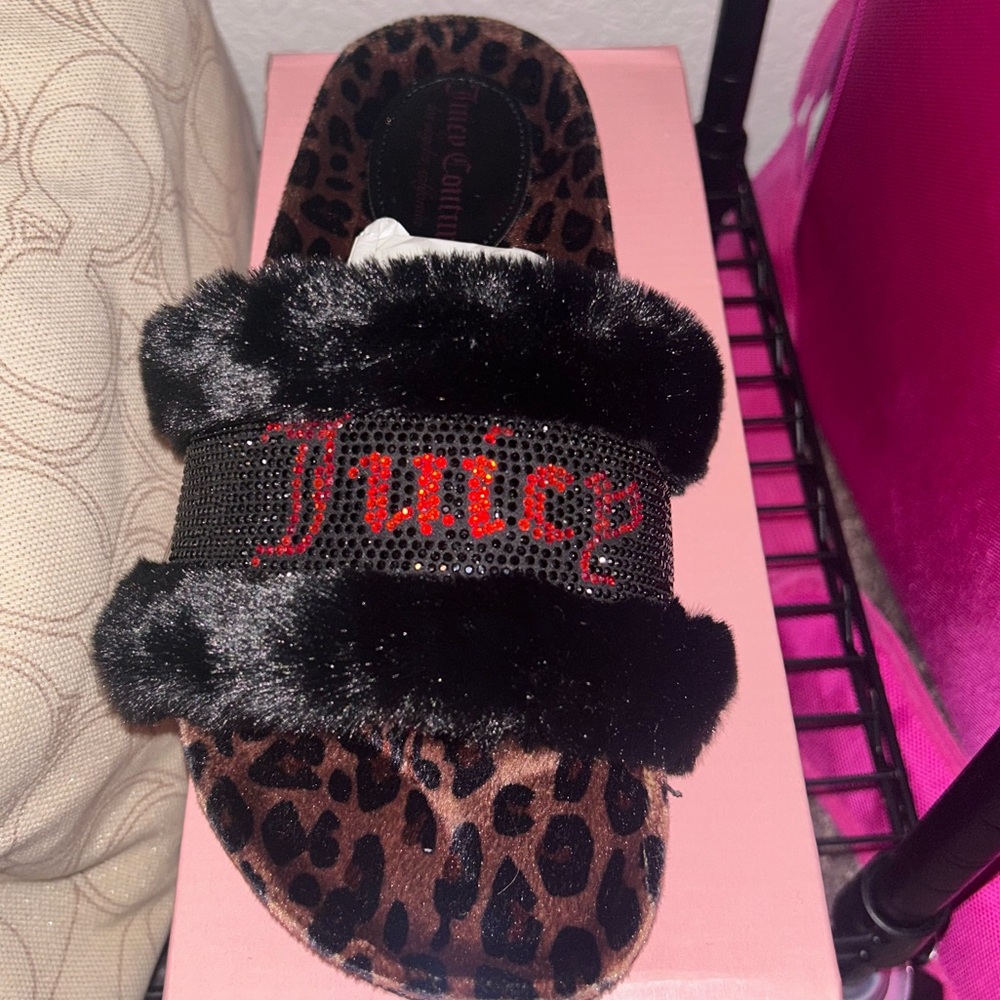 NWT Juicy Couture Animal Print Slippers